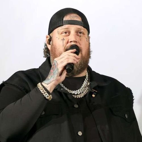 Jelly Roll Pre Show Ritual: What Happens Backstage?